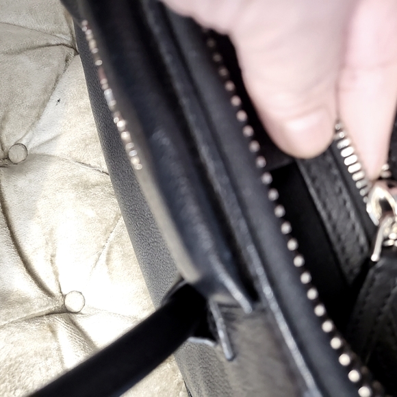 Authentic Givenchy antigona - Picture 14 of 16